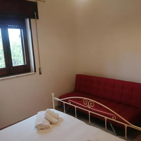 Carrube Fifty Meters From The Sea Holiday home *